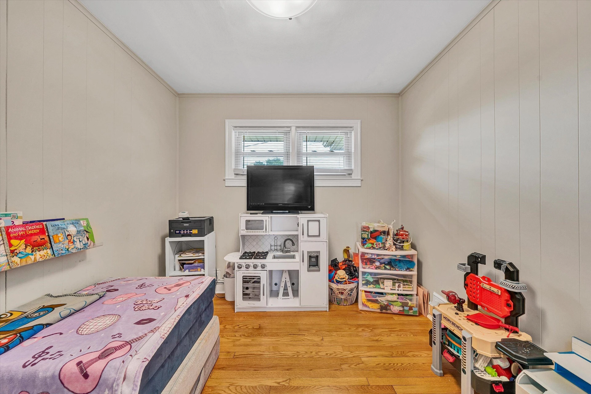 135 CENTER ST - Photo 19