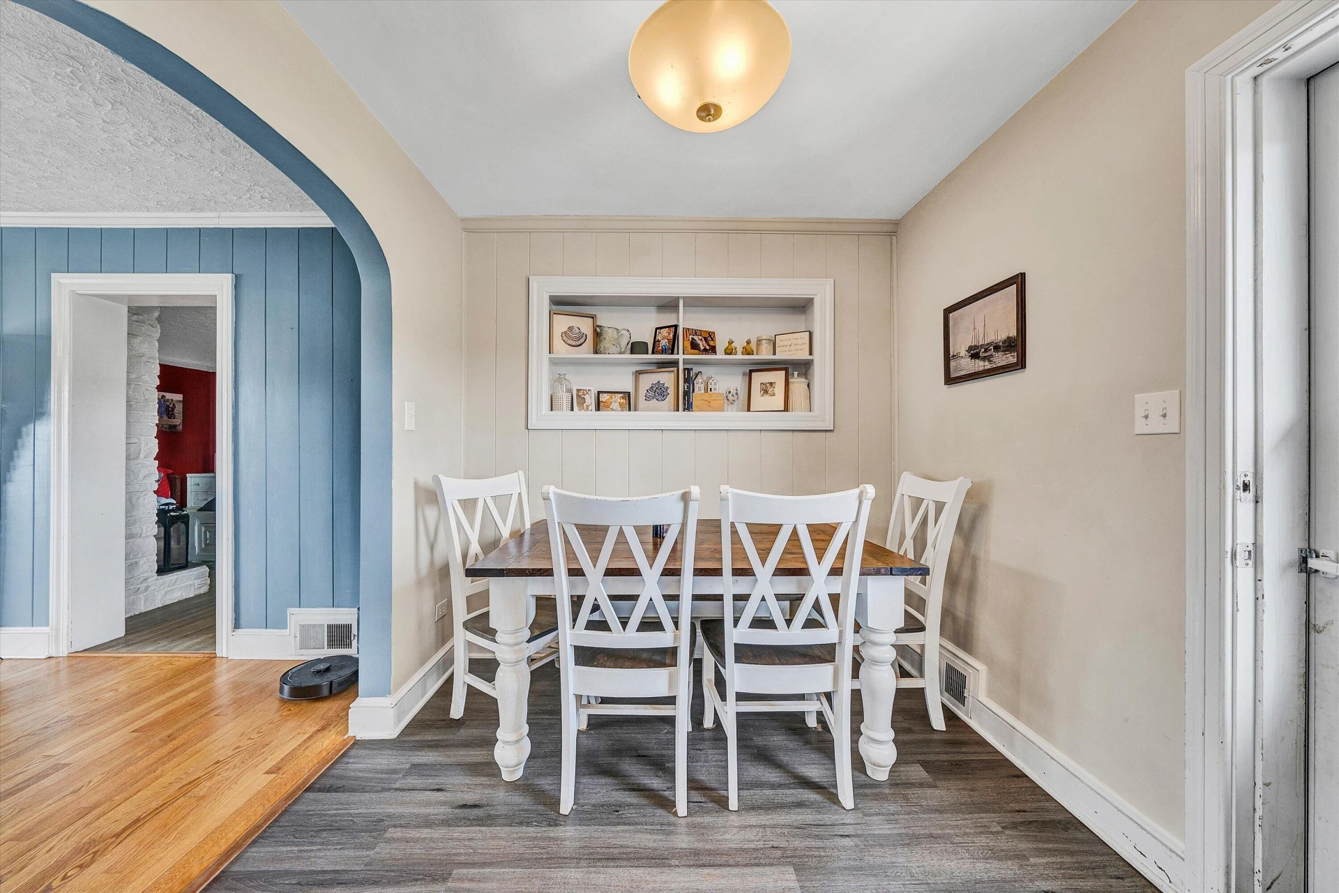 135 CENTER ST - Photo 10
