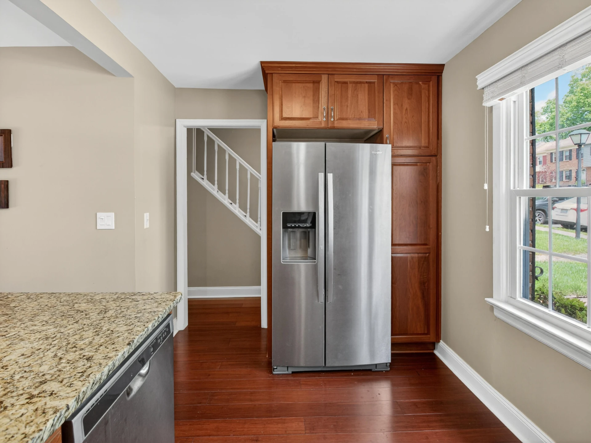 120 Camelot CT - Photo 17