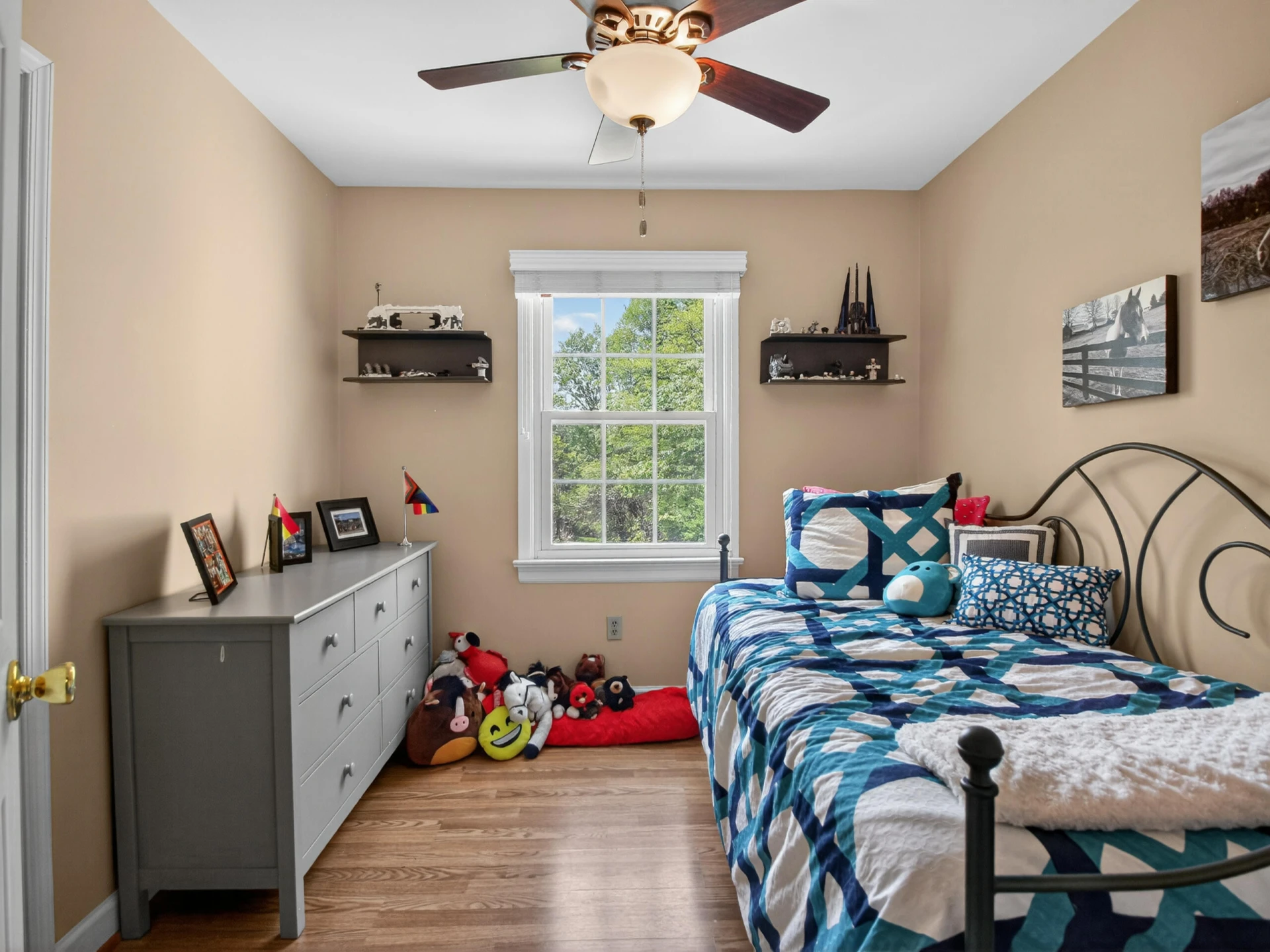 120 Camelot CT - Photo 24