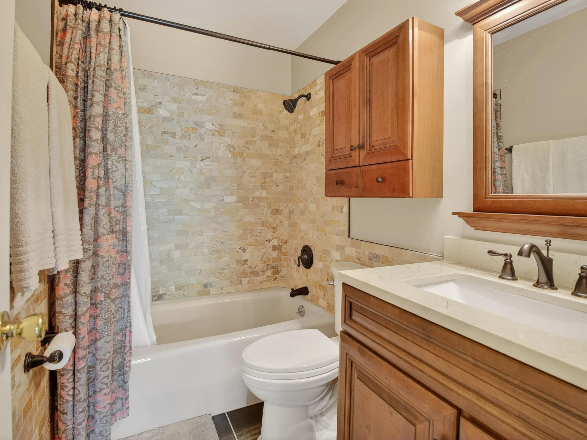 120 Camelot CT - Photo 26