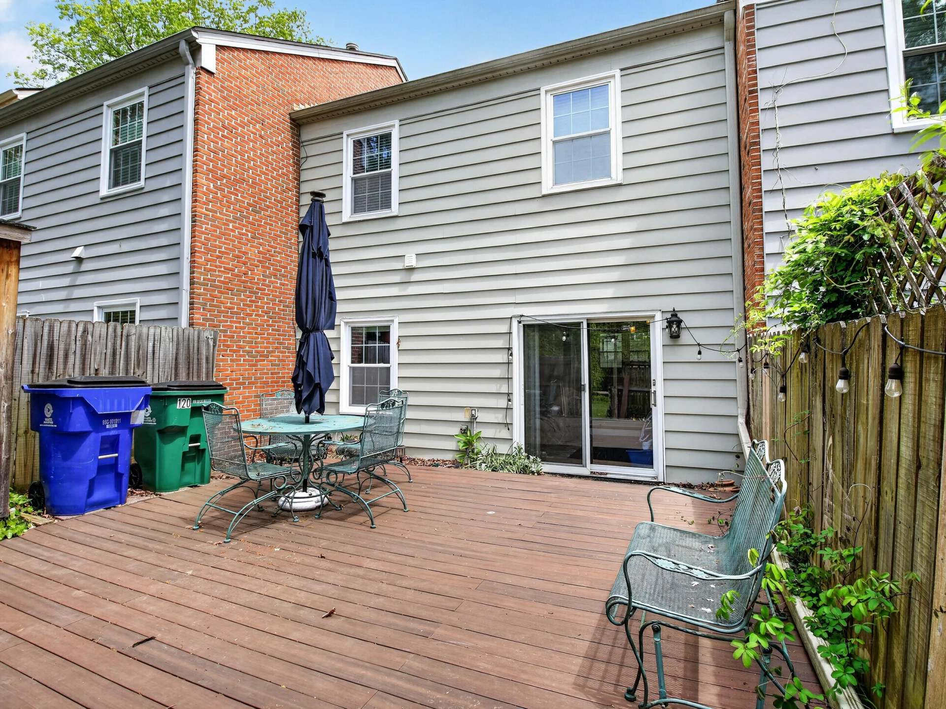 120 Camelot CT - Photo 29