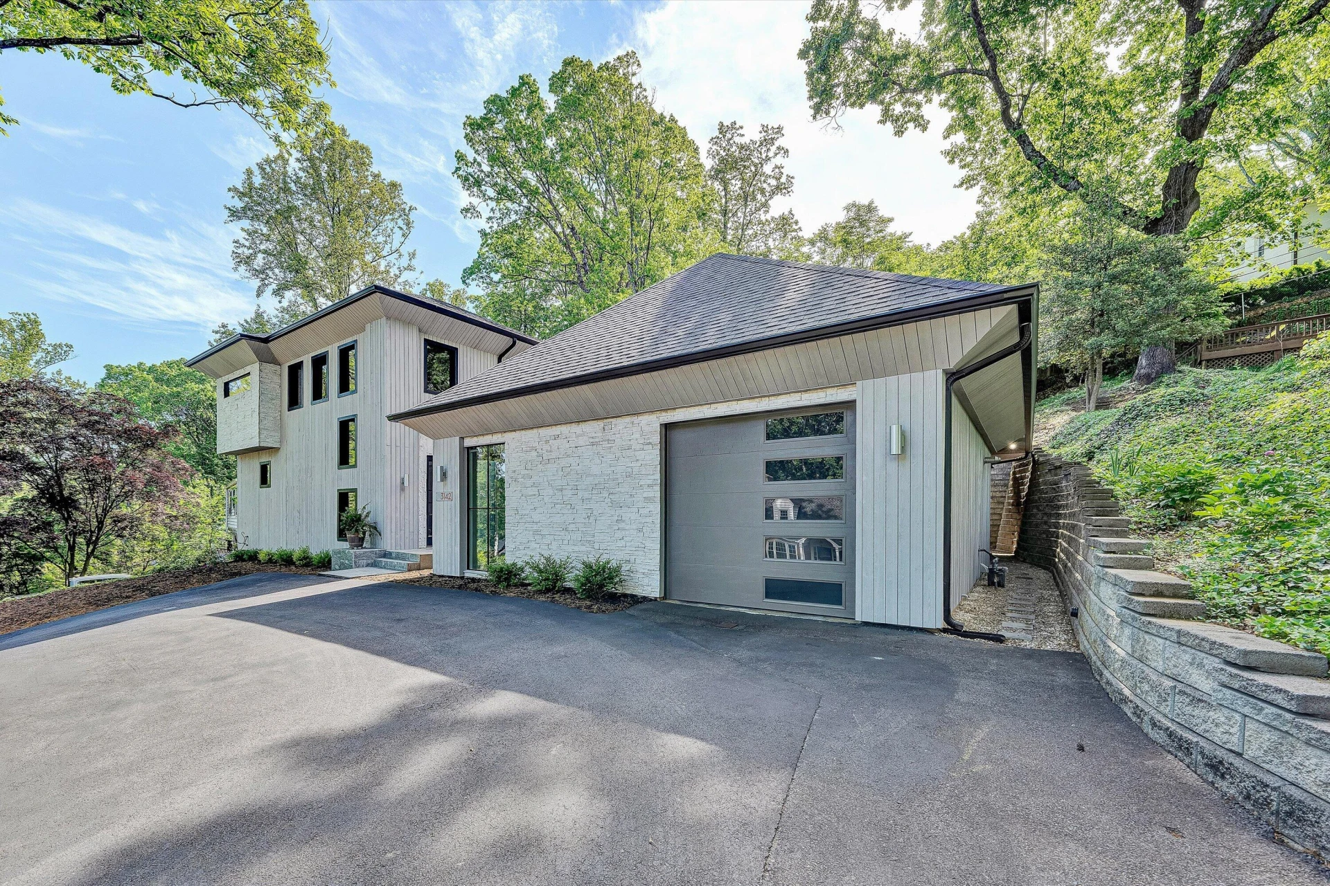 3142 Ridge RD - Photo 4