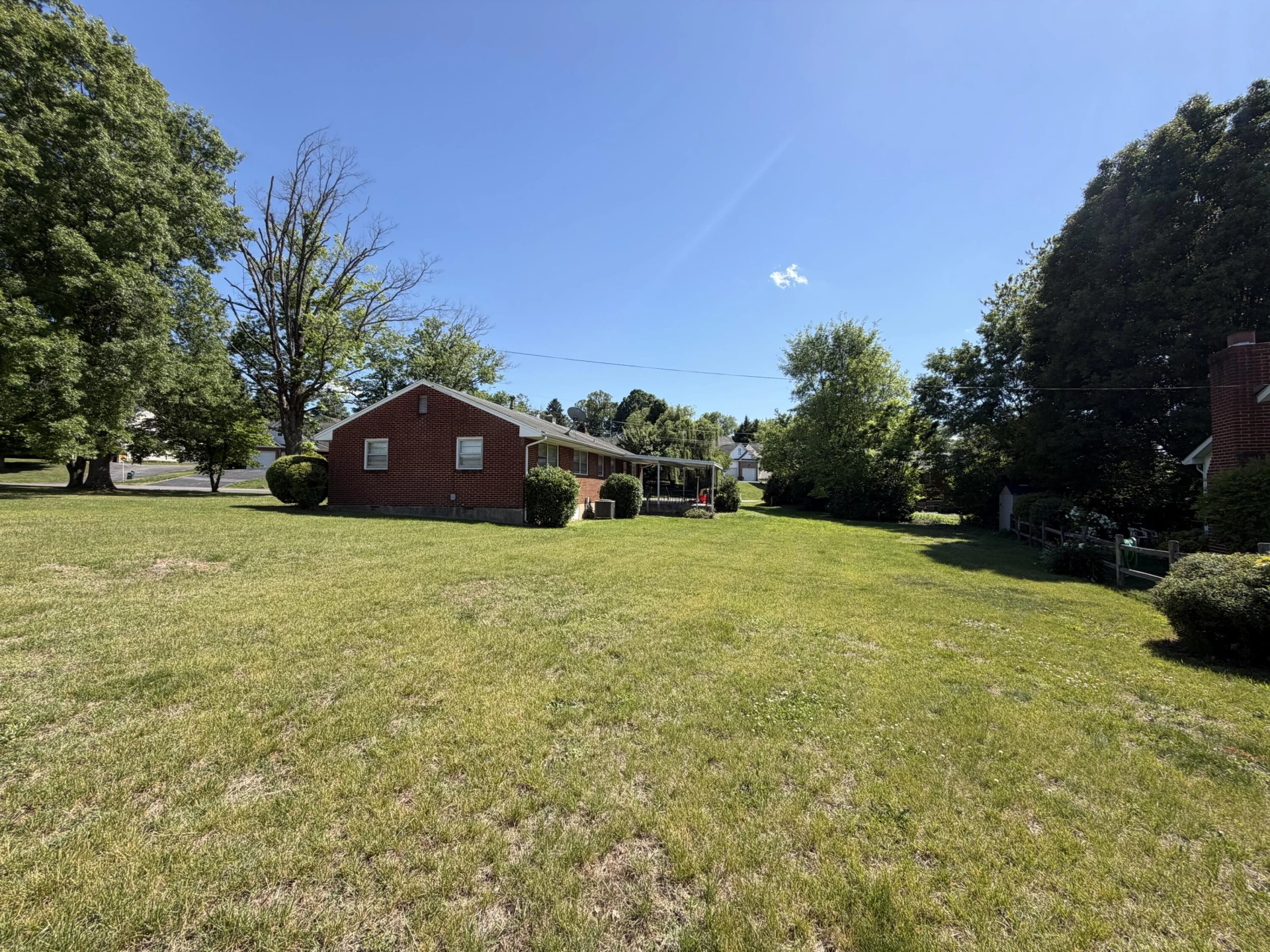 1229 Mountain View RD - Photo 2