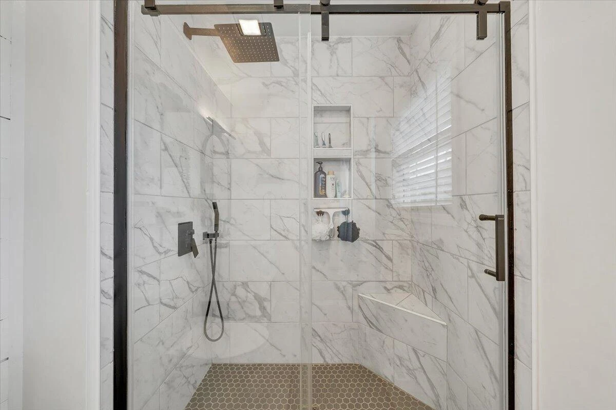 439 Howard DR - Photo 23