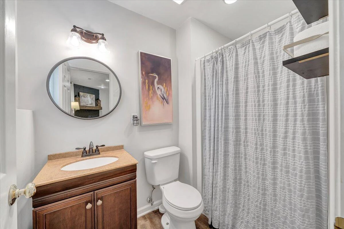 439 Howard DR - Photo 33