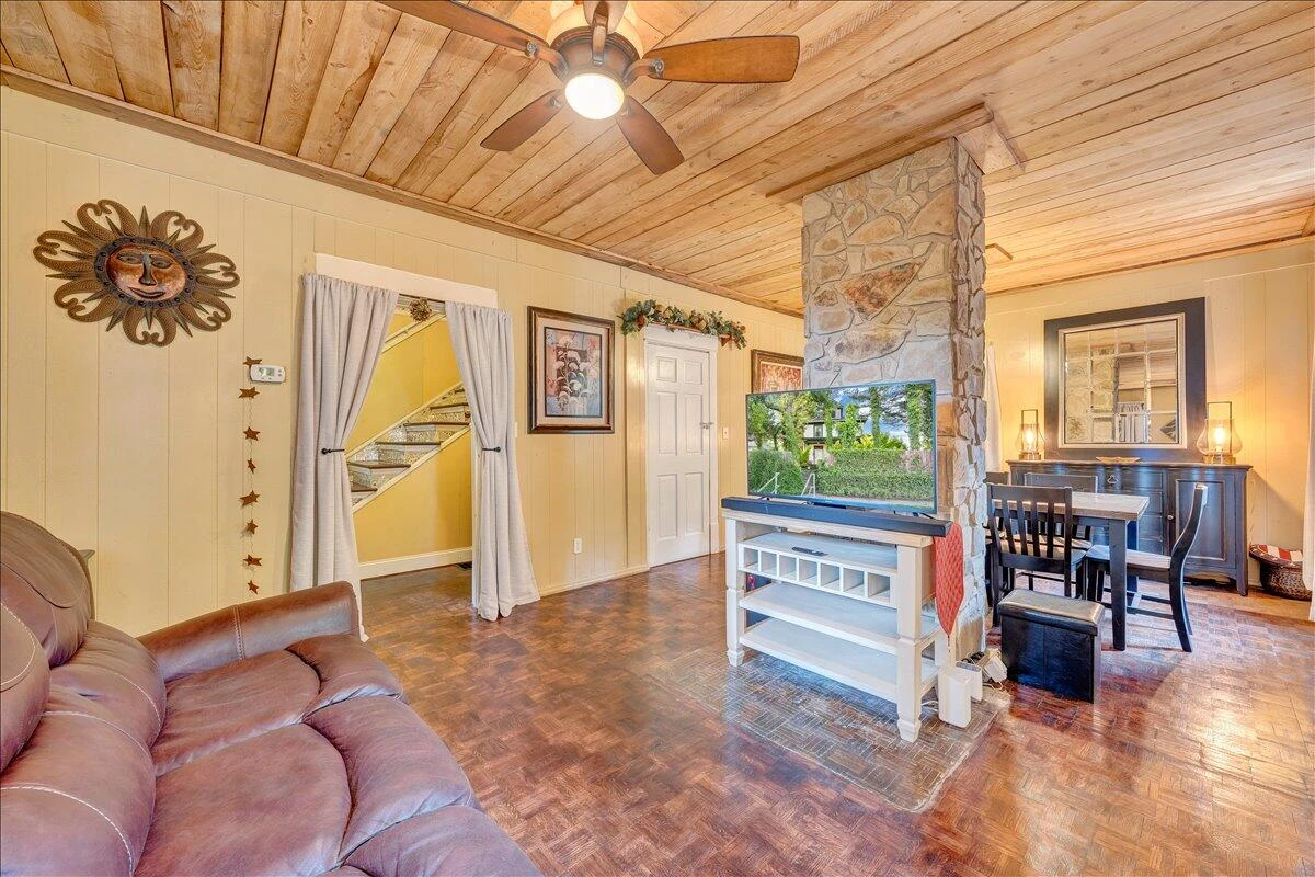 1524 Tazewell AVE - Photo 13