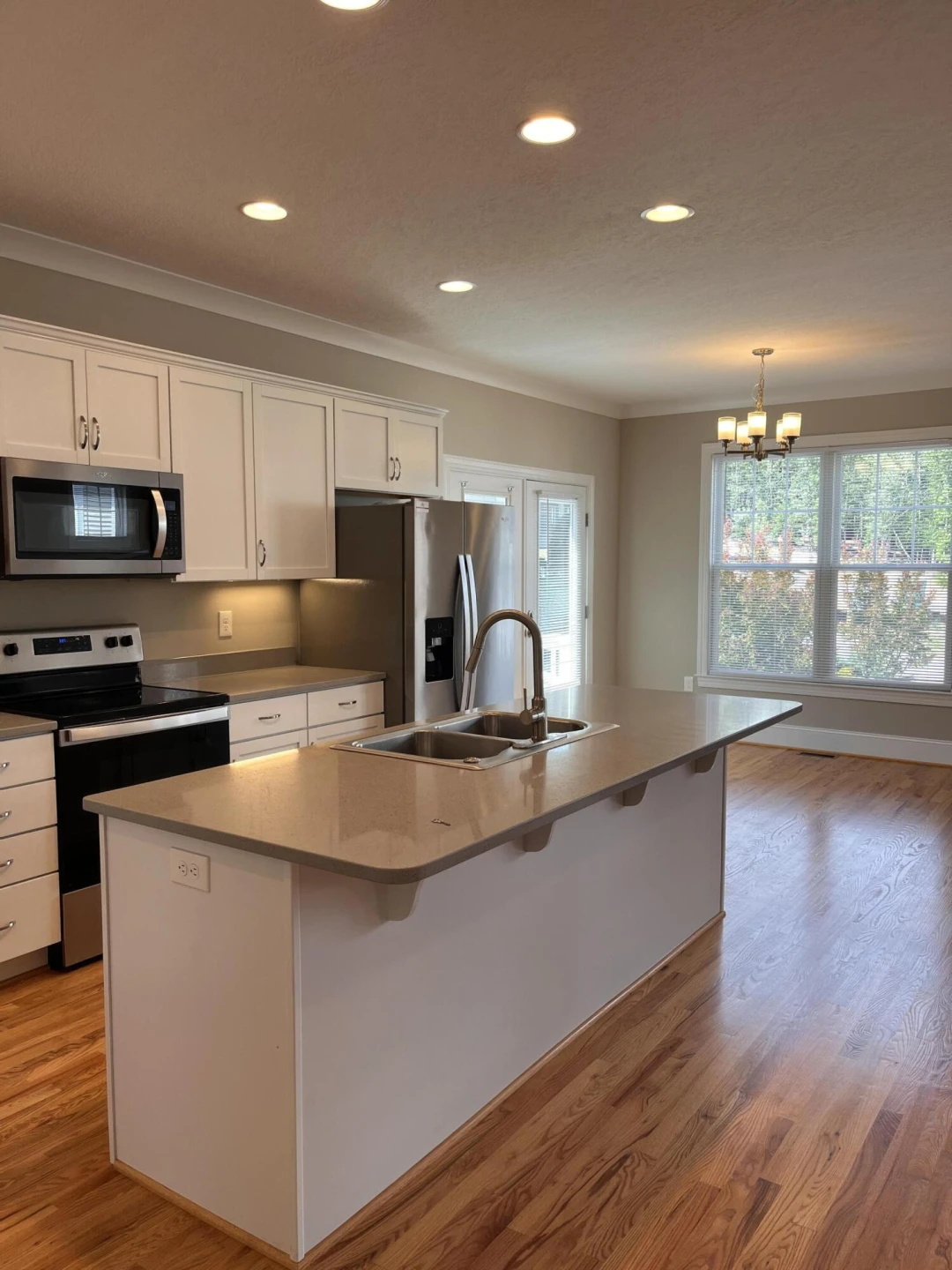 3602 Colonial Green CIR - Photo 2