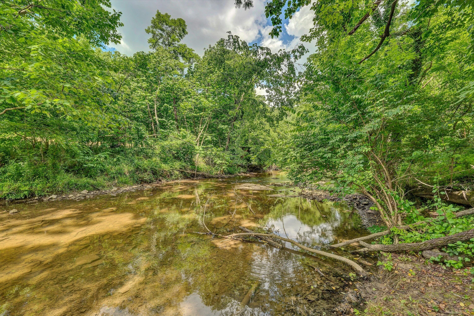 0 Greyholme LN