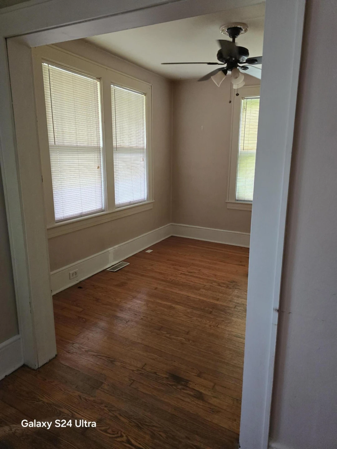 113 Princeton CIR - Photo 8
