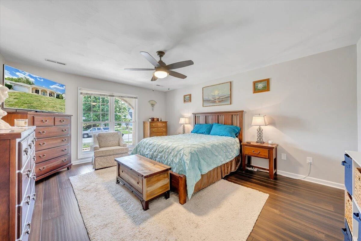 1721 Mill Pond DR - Photo 25