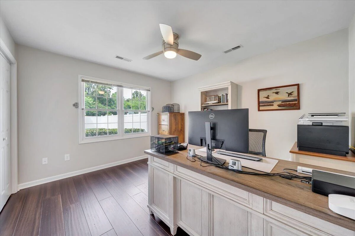 1721 Mill Pond DR - Photo 32
