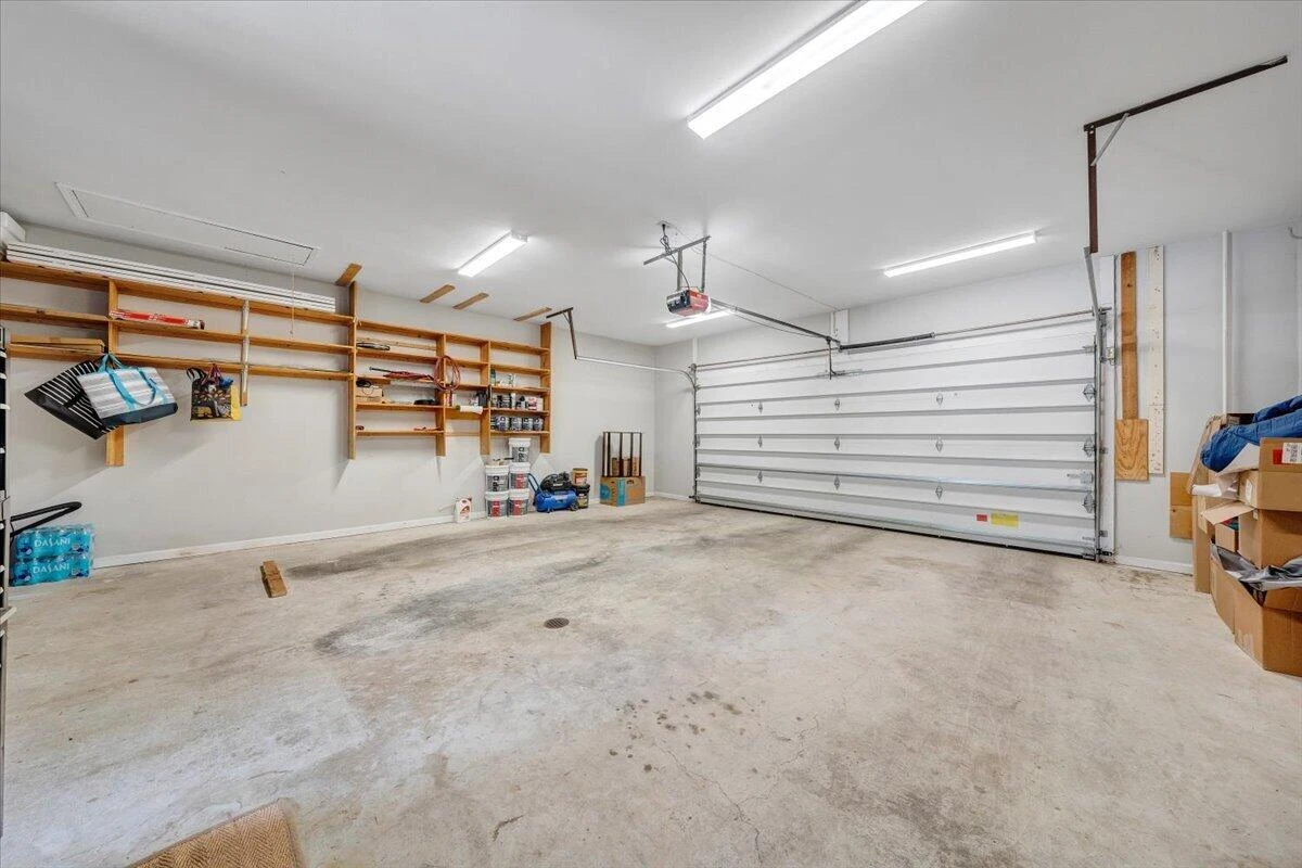 1721 Mill Pond DR - Photo 38
