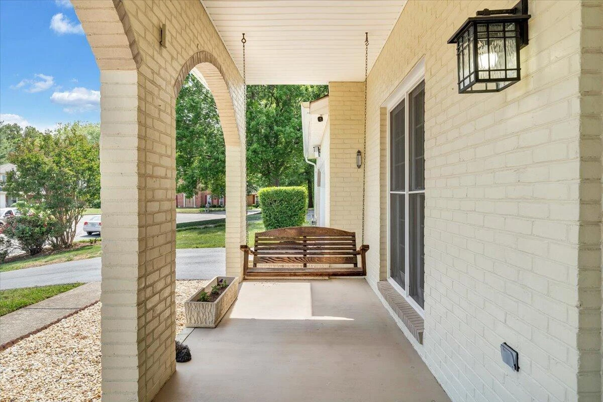 1721 Mill Pond DR - Photo 5