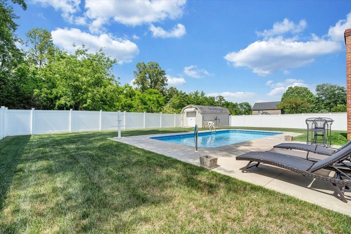 1721 Mill Pond DR - Photo 45