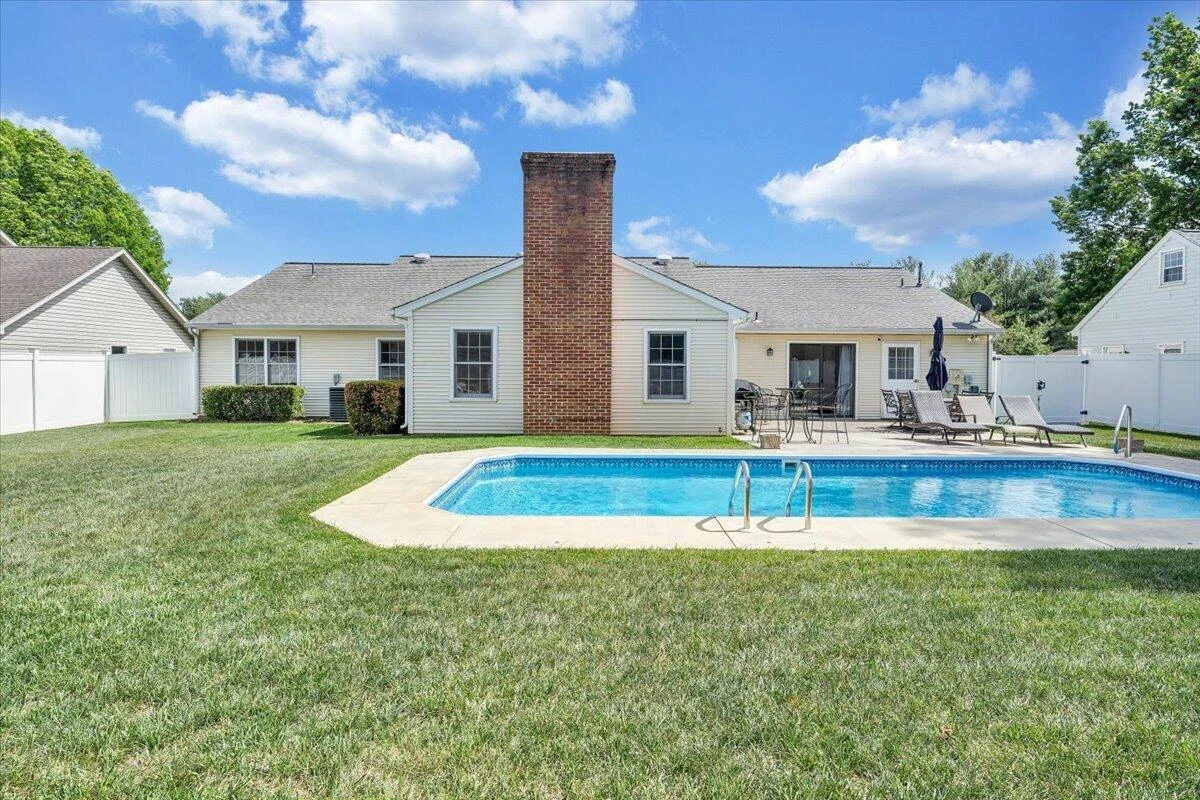 1721 Mill Pond DR - Photo 47