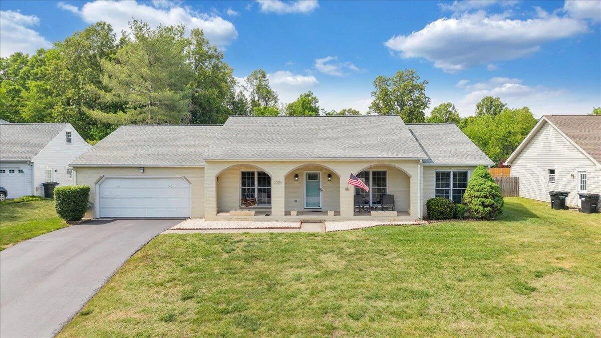1721 Mill Pond DR - Photo 51