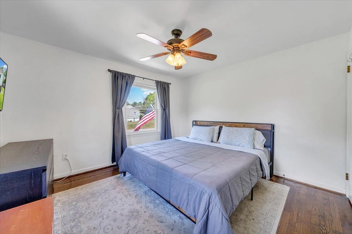 5112 Oak Grove BLVD - Photo 14