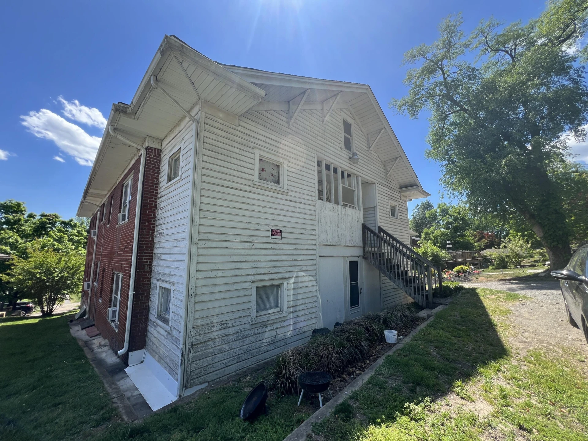 2011 Denniston AVE - Photo 4