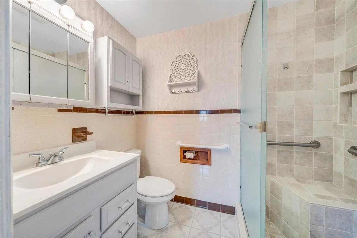 1079 Mildred ST - Photo 22