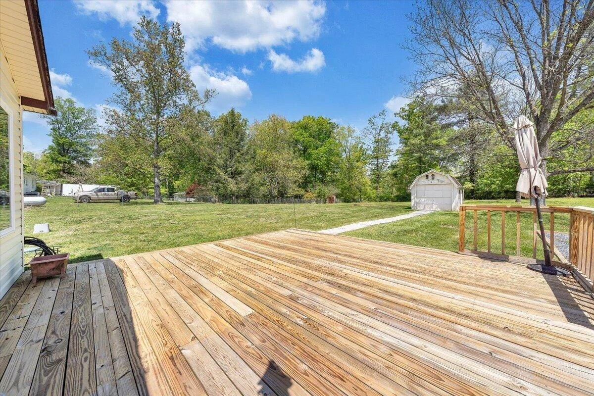 1079 Mildred ST - Photo 41