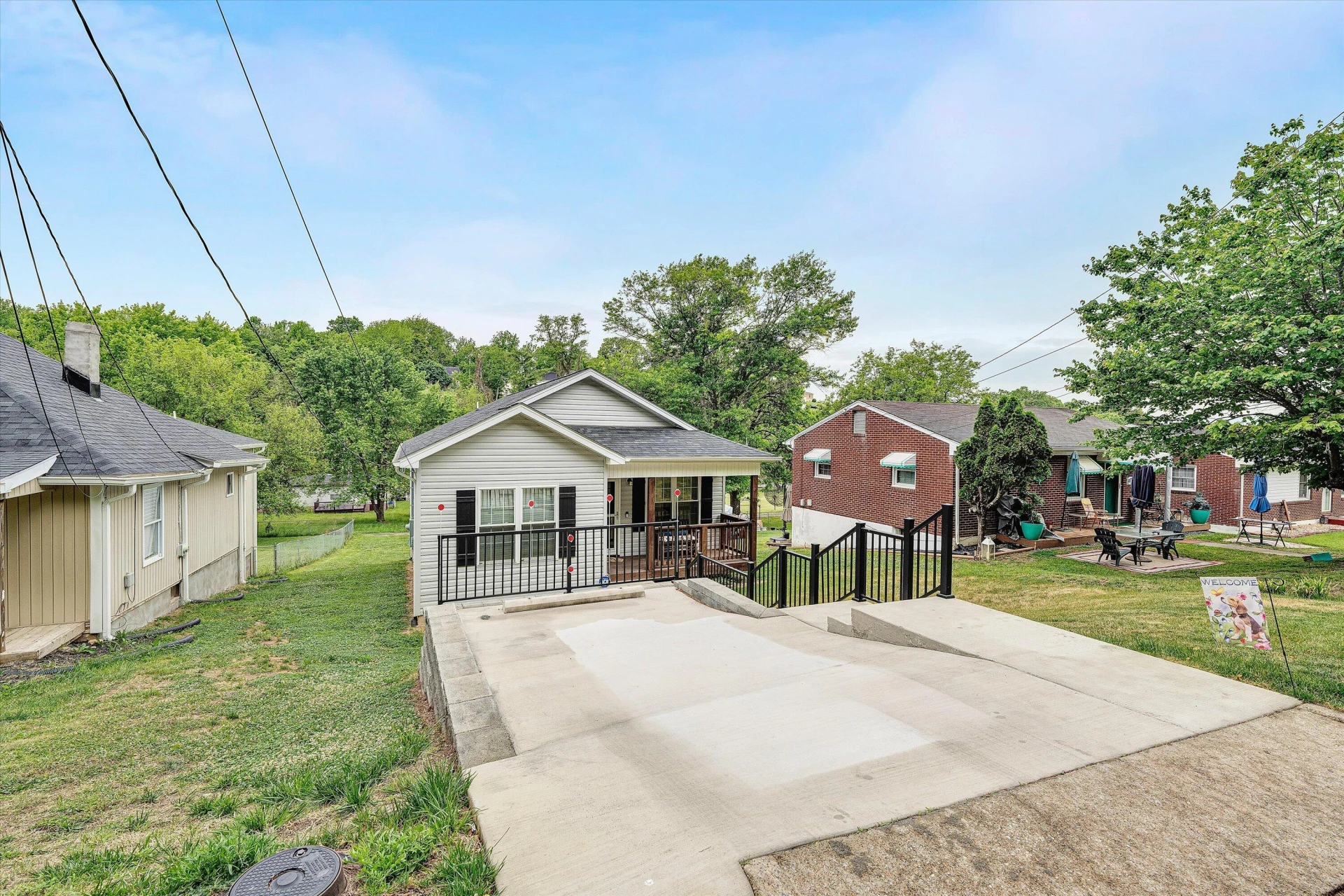 321 Craig AVE - Photo 5