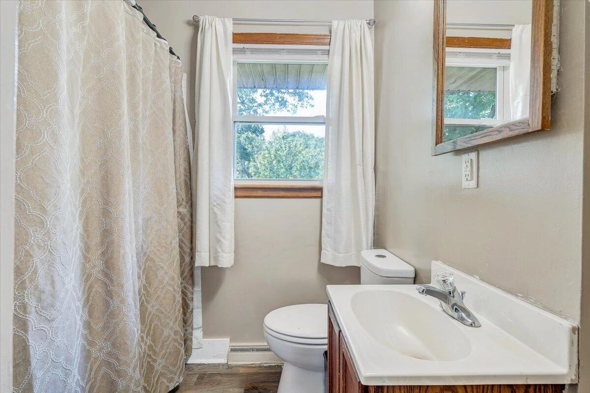 4852 Autumn LN - Photo 17
