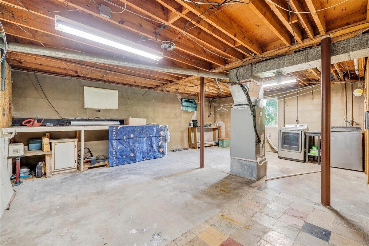 4852 Autumn LN - Photo 21
