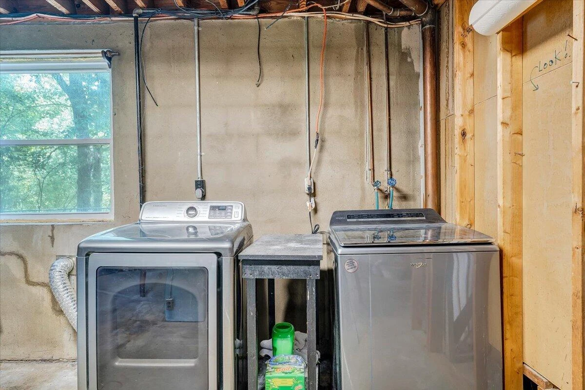 4852 Autumn LN - Photo 22