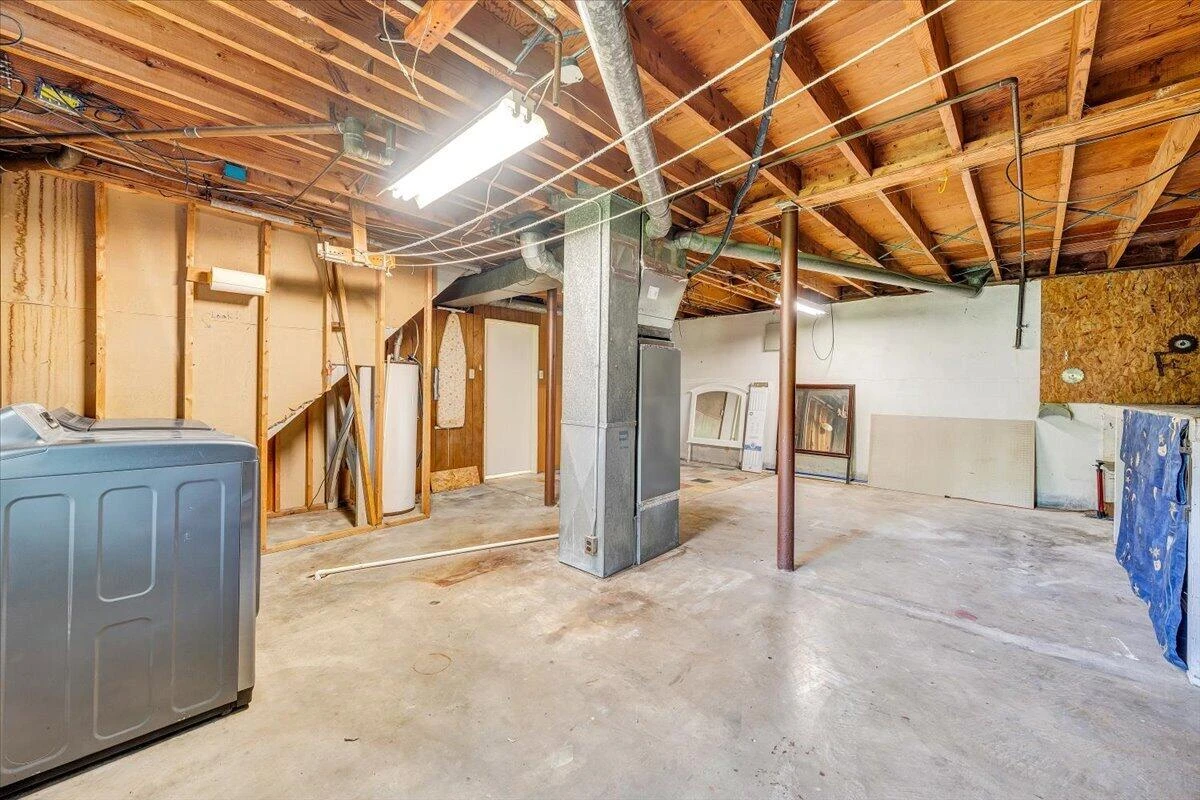 4852 Autumn LN - Photo 23