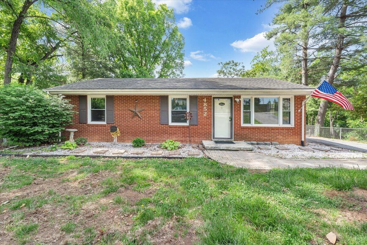 4852 Autumn LN - Photo 31