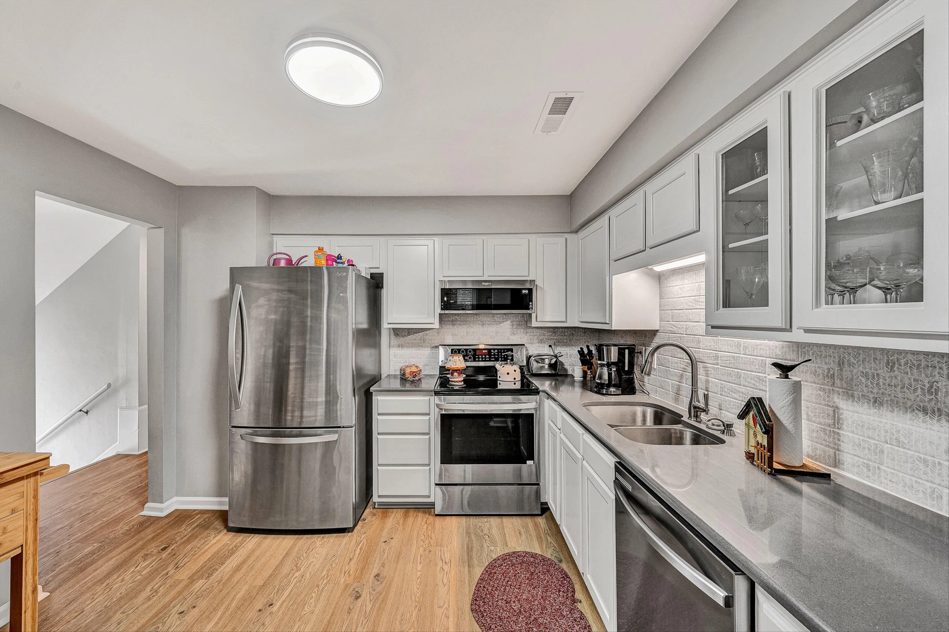 4719 Wembley PL - Photo 14