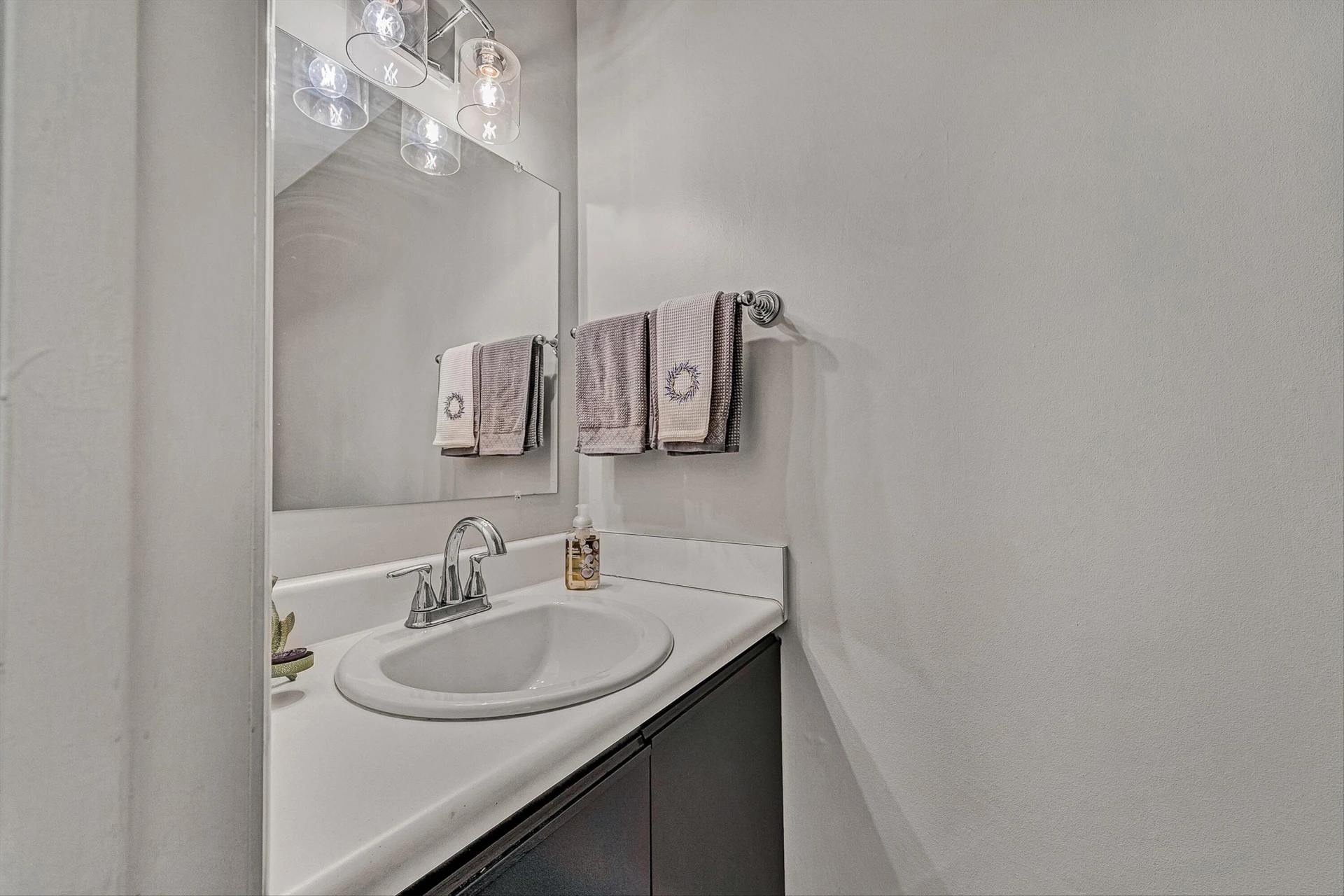 4719 Wembley PL - Photo 19