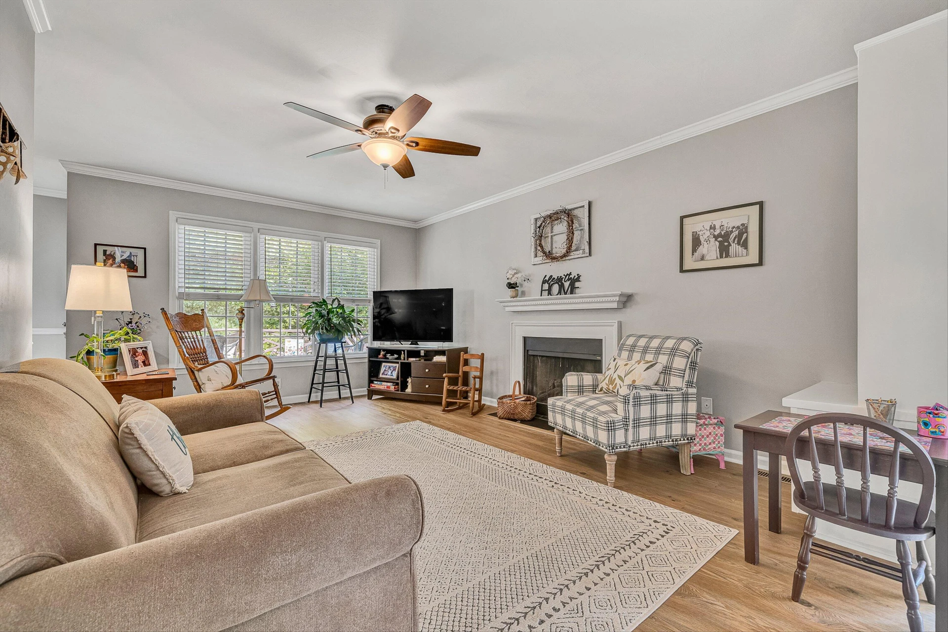4719 Wembley PL - Photo 4