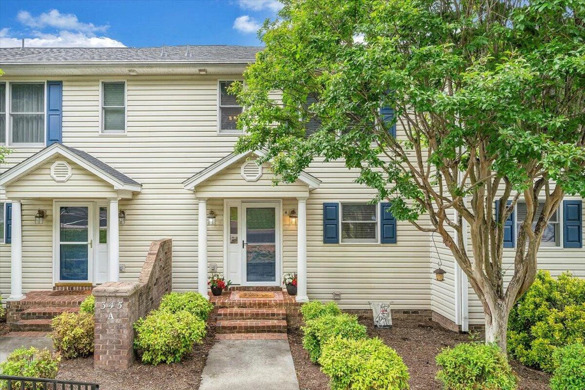 345 Cambridge CT #A4 - Photo 3