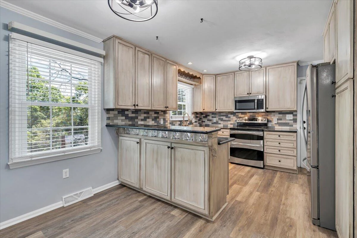 2704 Summit Ridge RD - Photo 15
