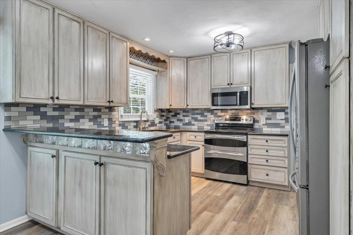 2704 Summit Ridge RD - Photo 16