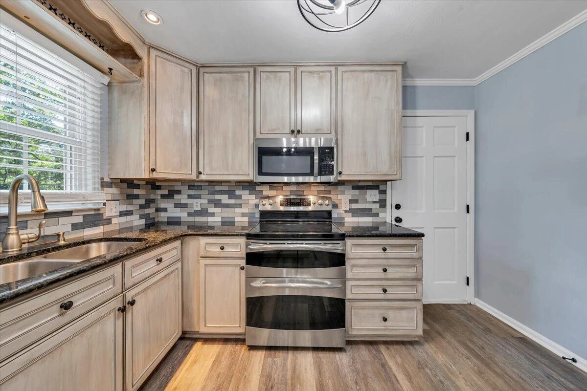 2704 Summit Ridge RD - Photo 20