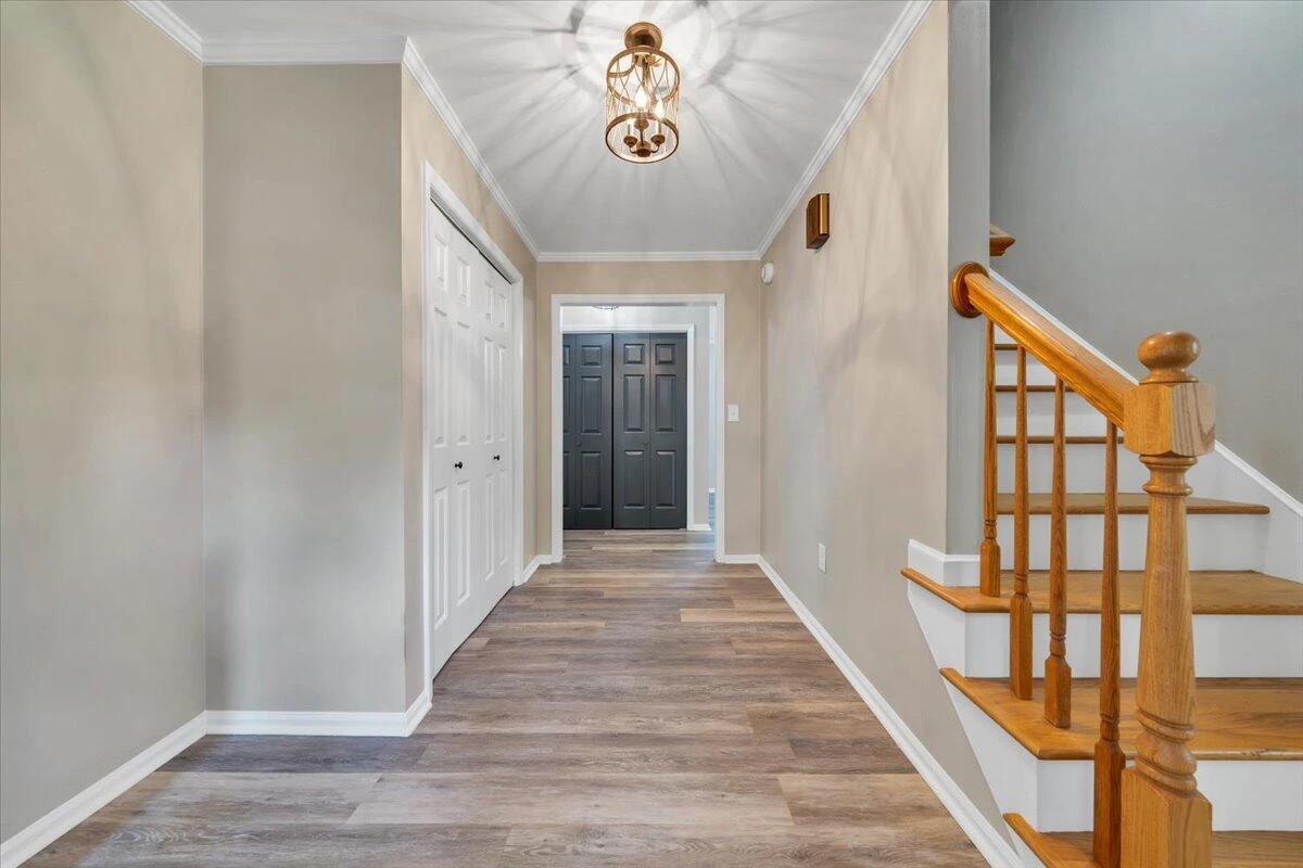 2704 Summit Ridge RD - Photo 5