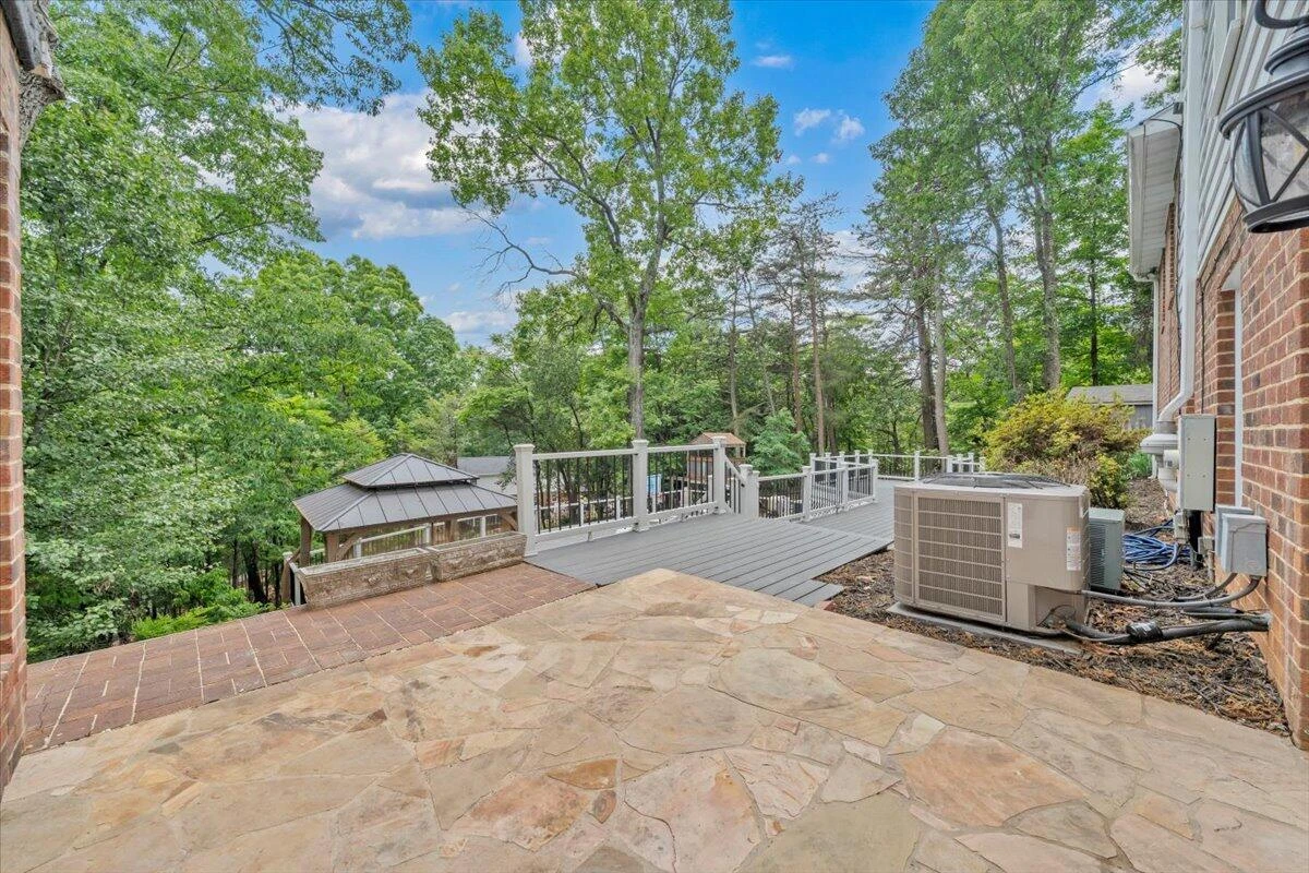 2704 Summit Ridge RD - Photo 64
