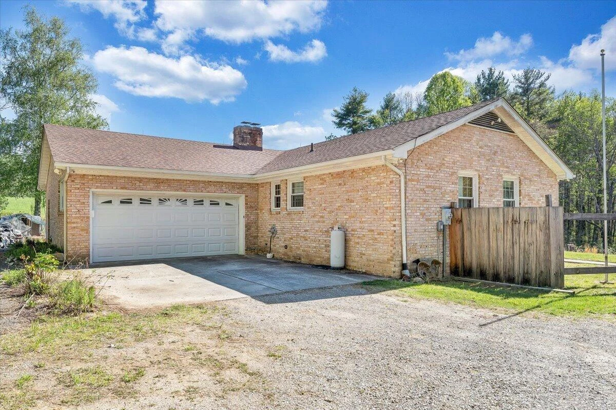 1547 Kings Store RD - Photo 46