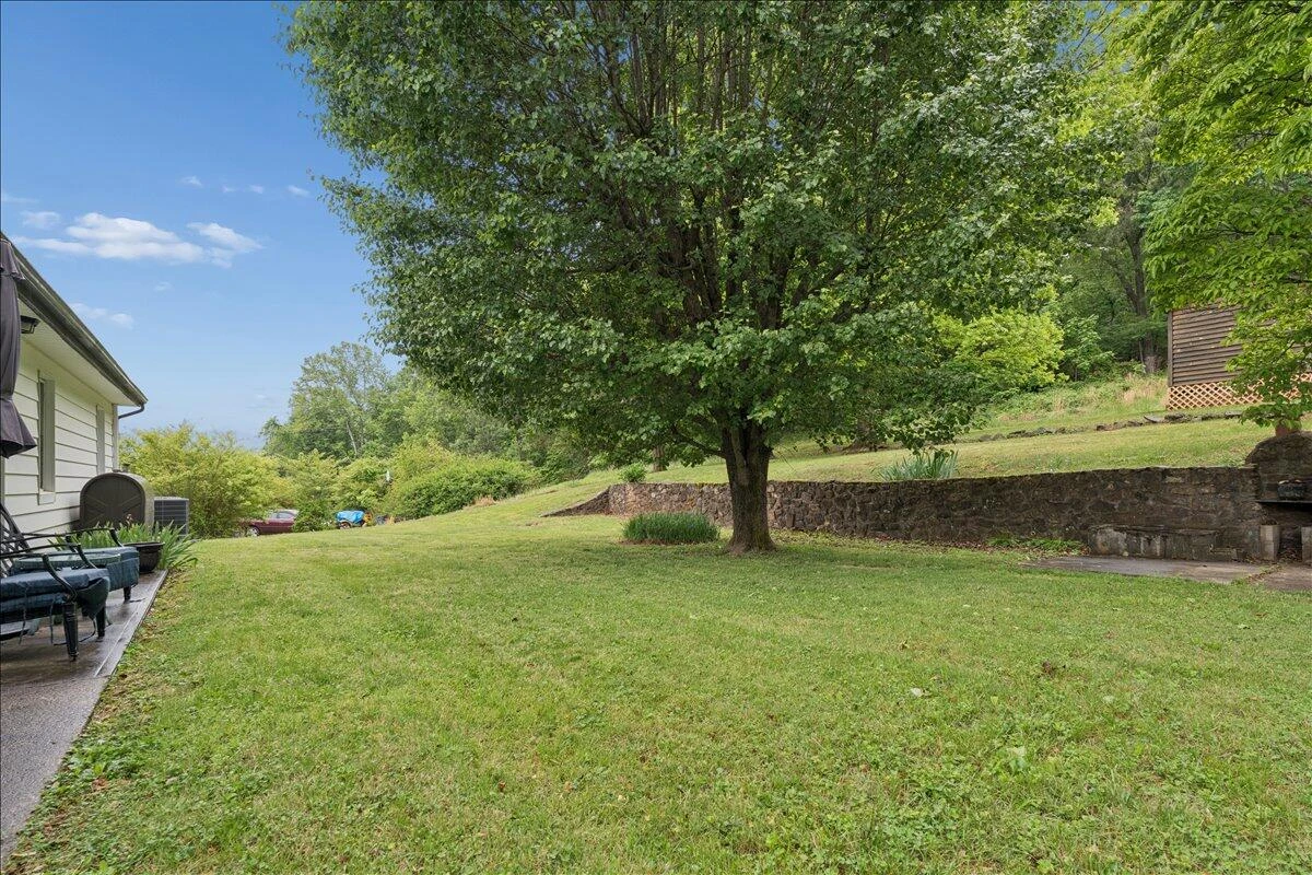 720 Vine ST - Photo 31