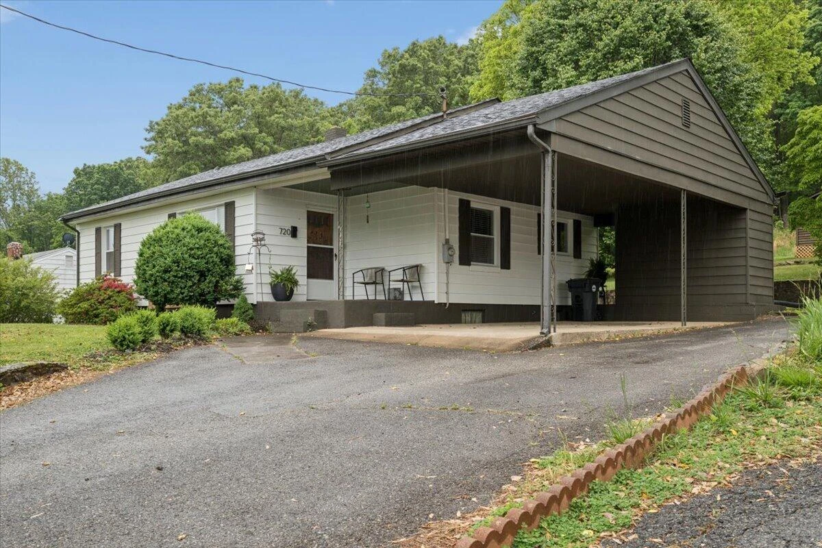 720 Vine ST - Photo 33
