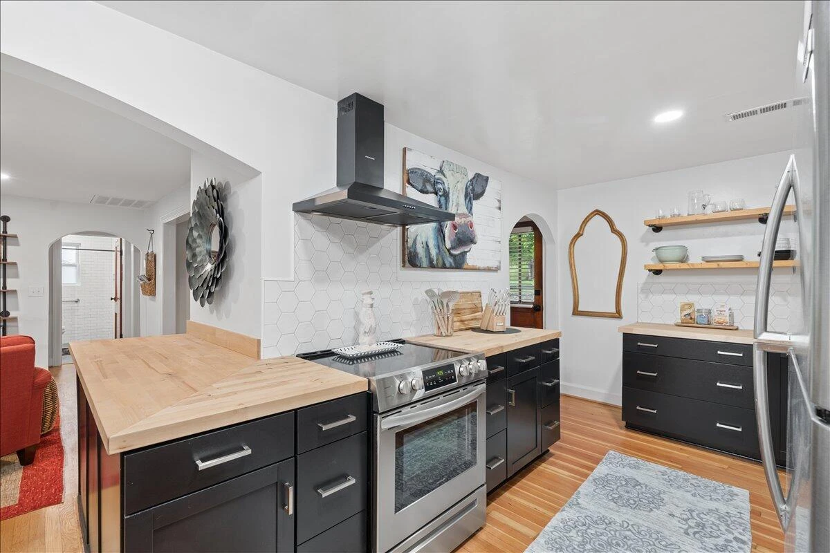 720 Vine ST - Photo 12