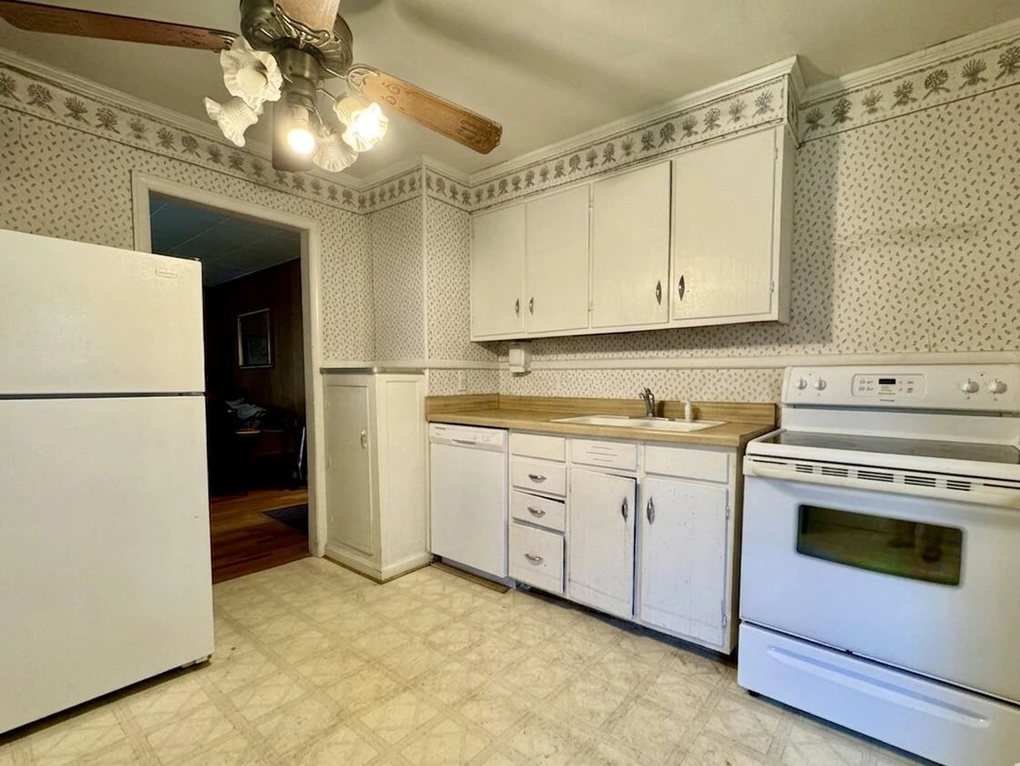 1411 Graybill RD - Photo 10