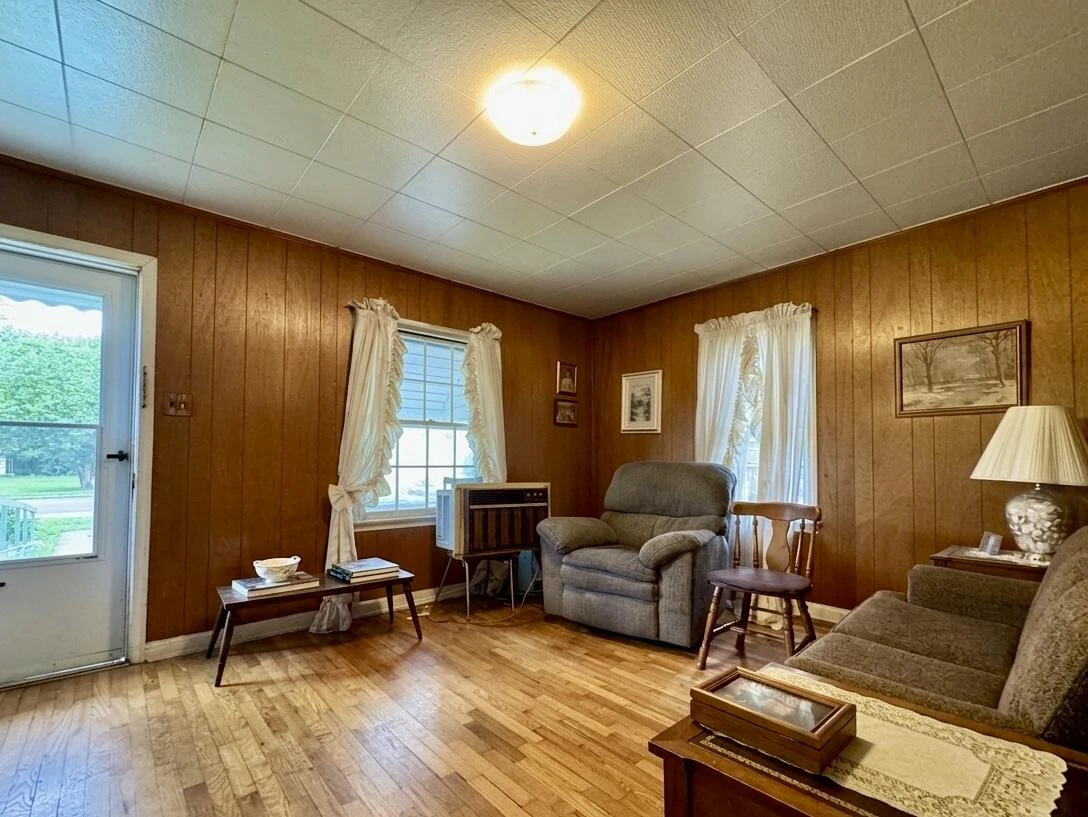 1411 Graybill RD - Photo 5