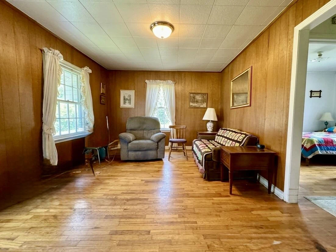 1411 Graybill RD - Photo 6