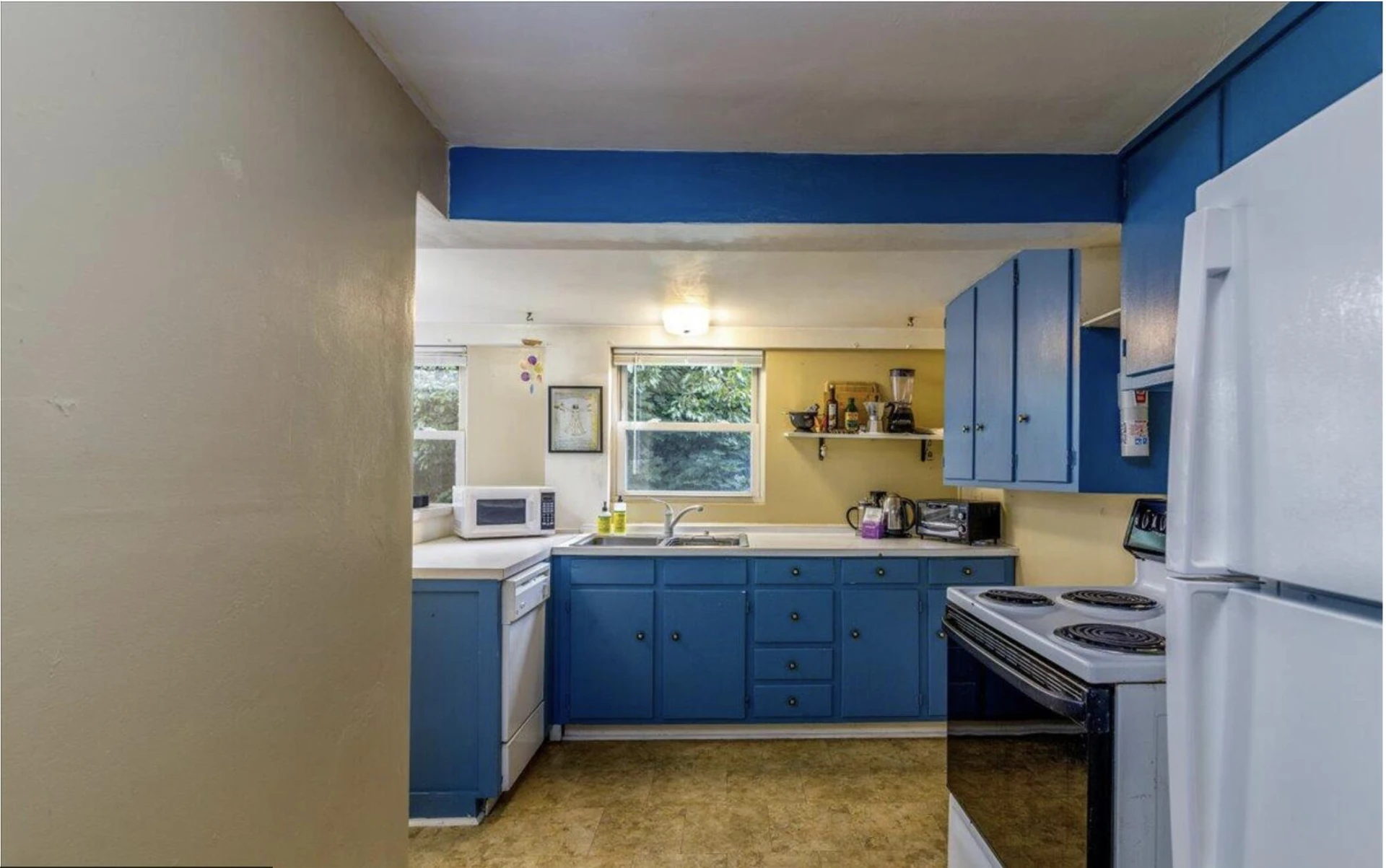 2202 Broadway AVE - Photo 26