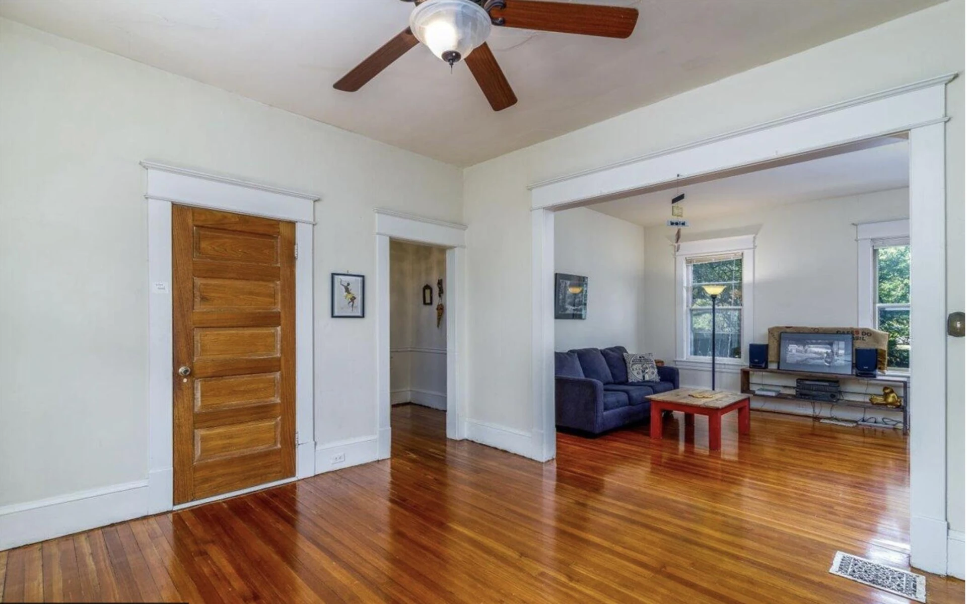 2202 Broadway AVE - Photo 6