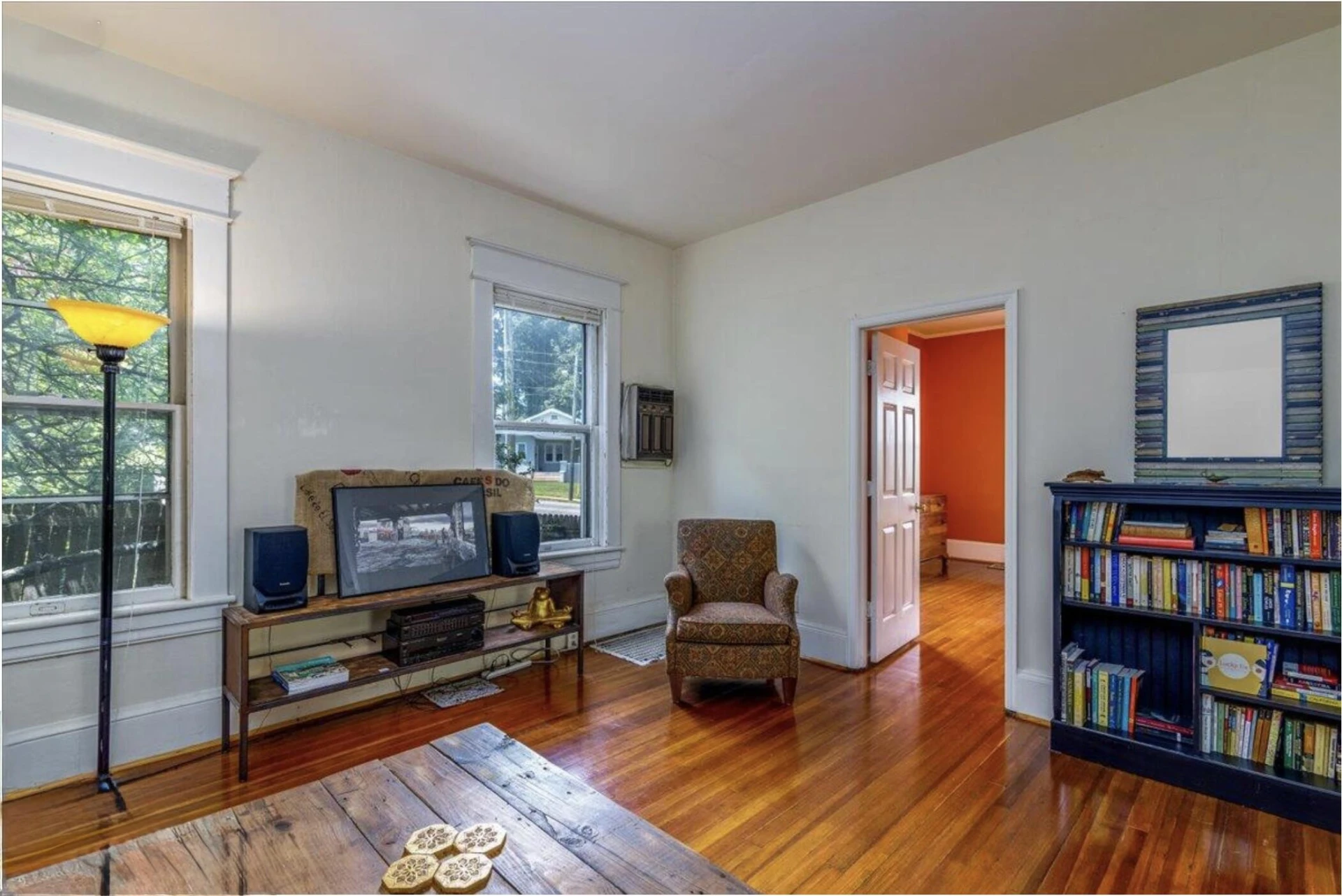 2202 Broadway AVE - Photo 9